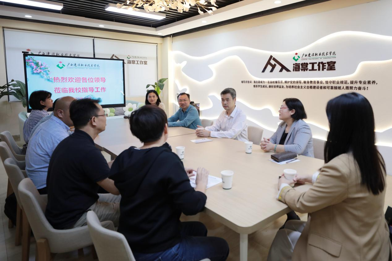 陈昌萍副厅长一行在sports“海棠”辅导员工作室座谈交流